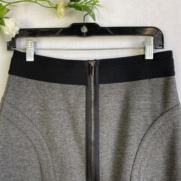 BCBG Max Pencil Skirt with full zip back, soft jersey fabric. - Picture 5 of 6